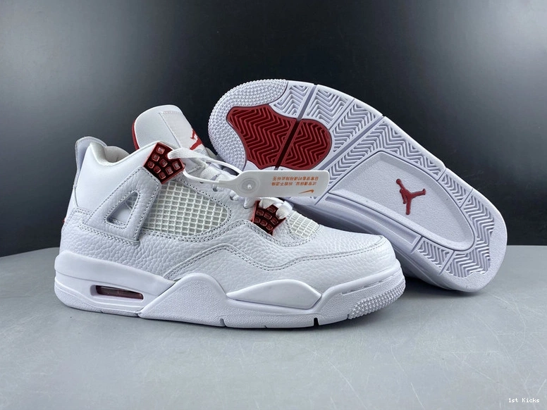 4  Air Jordan CT8527-112 
